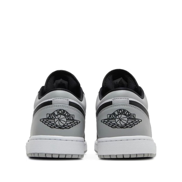 Air Jordan 1 Low 'Shadow Toe' - Picture 5 of 12